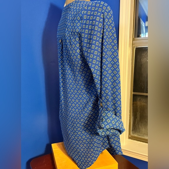 Christin Michaels blouse, small, EUC, bright blue, gold buttons - Picture 11 of 14